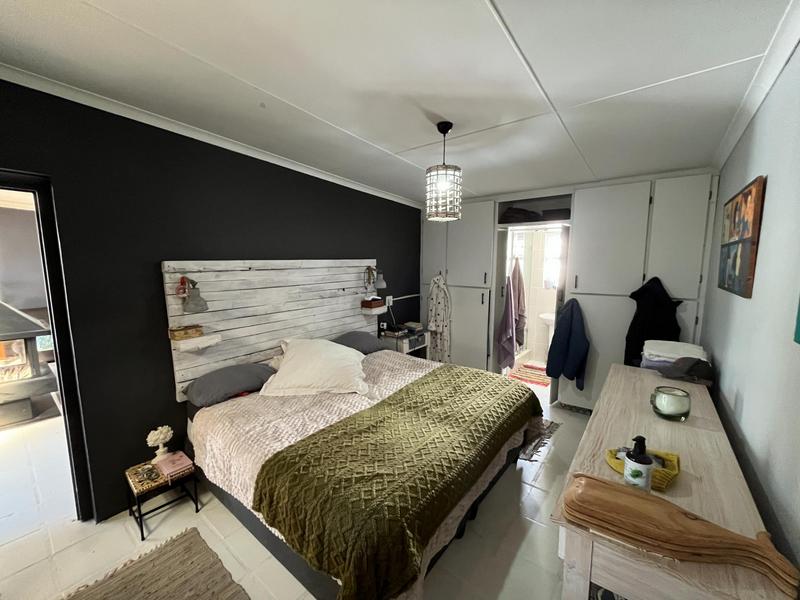 8 Bedroom Property for Sale in Jacobsbaai Western Cape